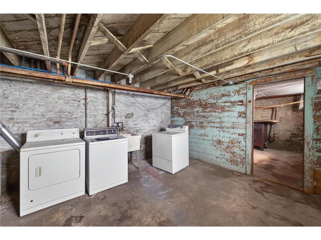 319/321 Aurora Avenue Saint Paul MN 55103 7096441 image38