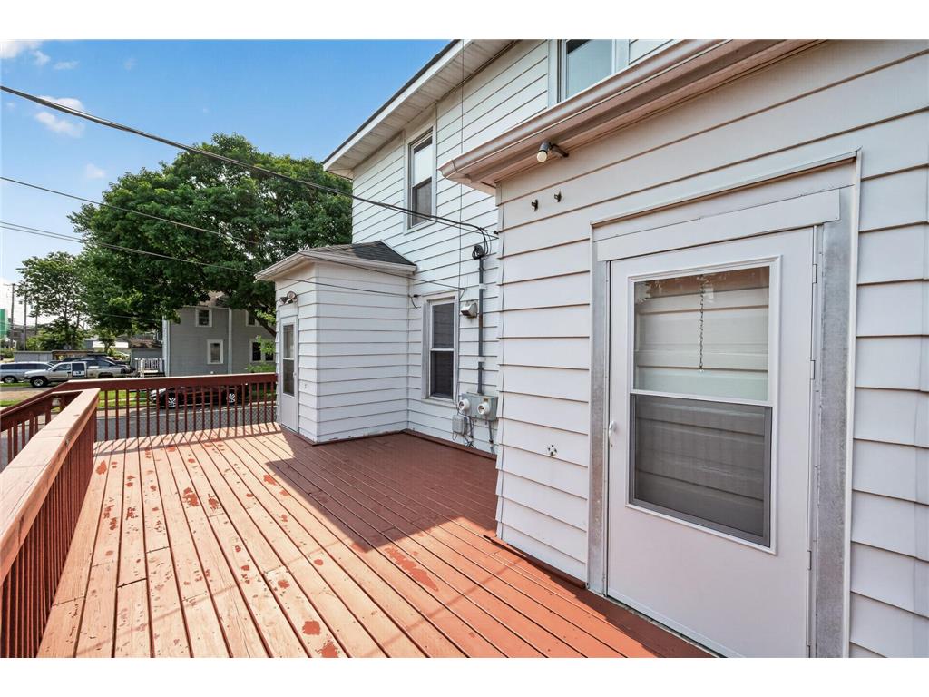 319/321 Aurora Avenue Saint Paul MN 55103 7096441 image42