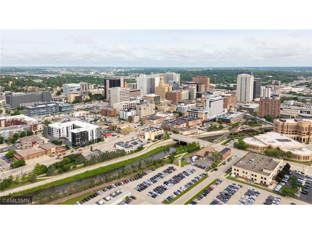 319 - 325 Broadway Avenue S Rochester MN 55902 6757540 image20