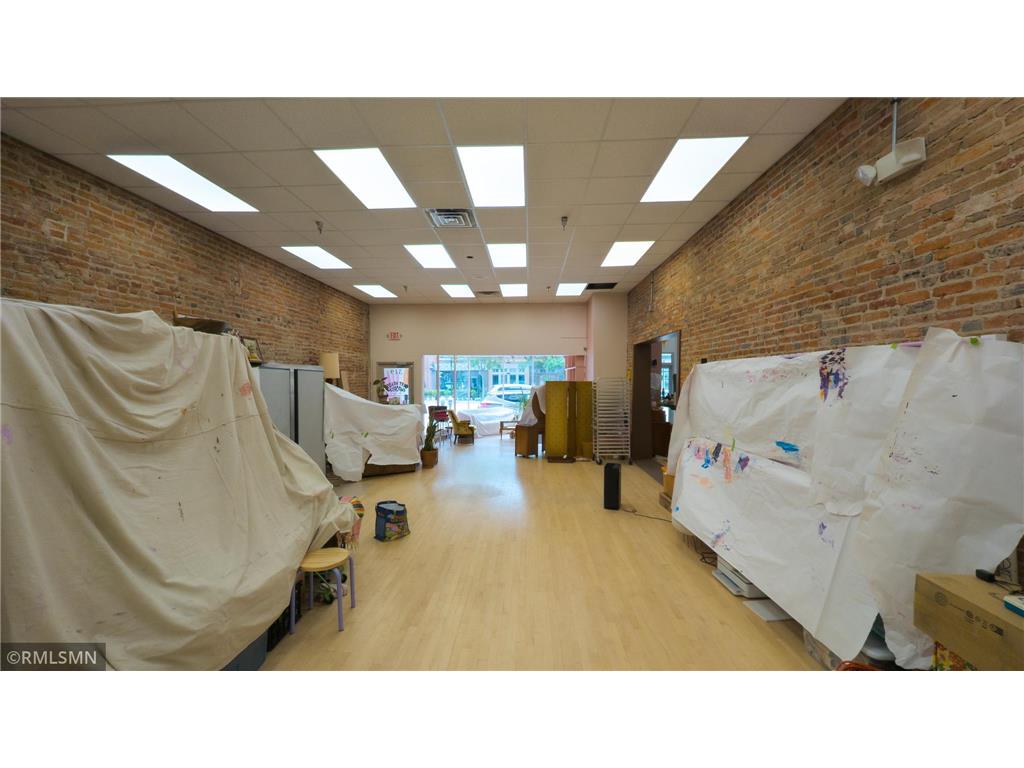 319 - 325 Broadway Avenue S Rochester MN 55902 6757540 image7