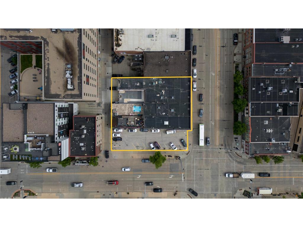 319 - 325 Broadway Avenue S Rochester MN 55902 7087605 image3