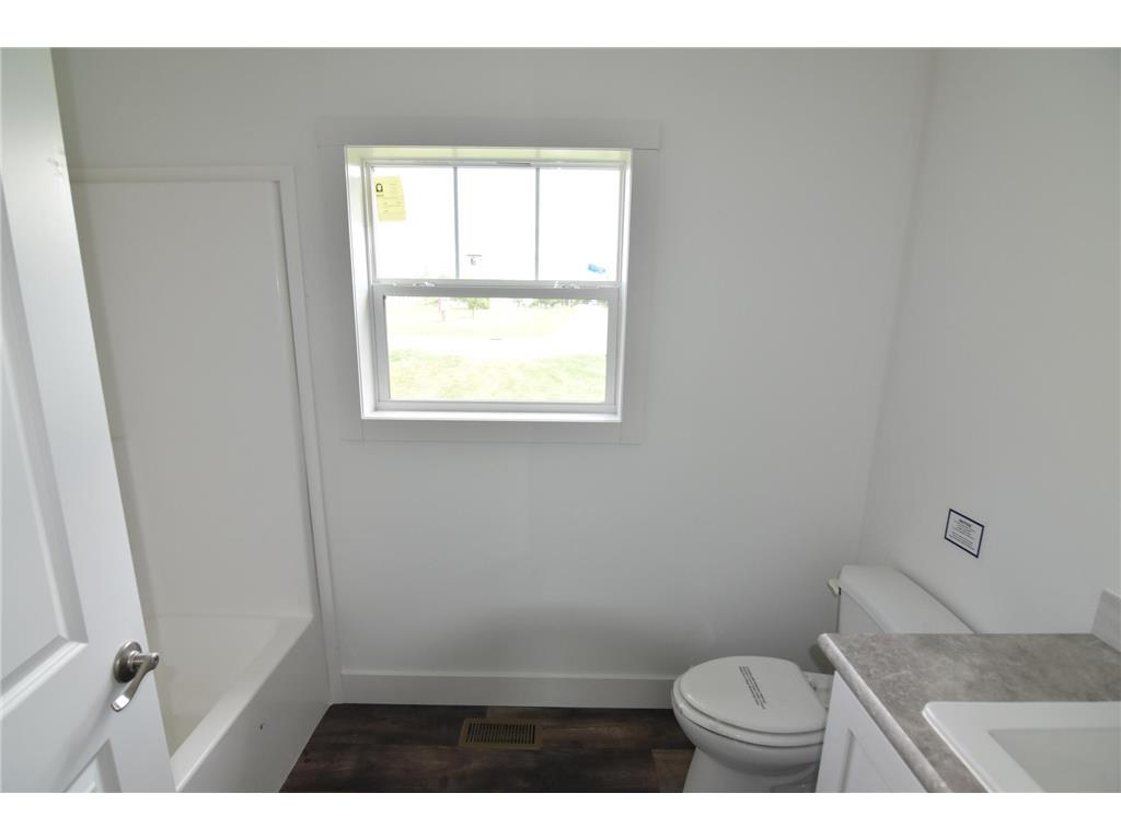 319 3rd Avenue SW Baudette MN 56623 7065809 image16