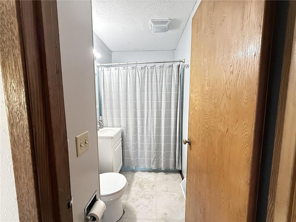 319 3rd Street SW Clara City MN 56222 7064976 image18