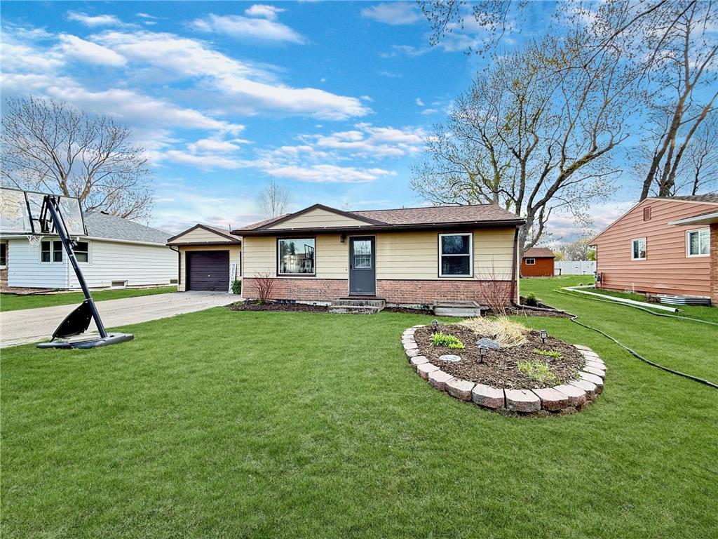 319 3rd Street SW Clara City MN 56222 7064976 image2