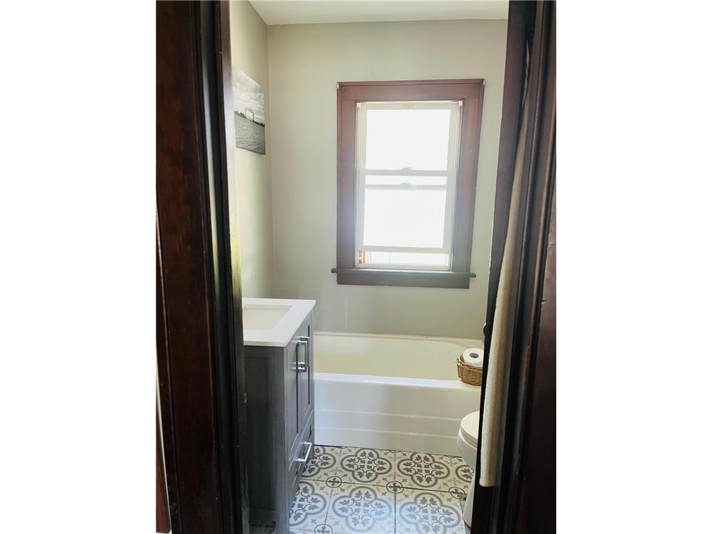 319 8th Street E Albert Lea MN 56007 7068213 image8