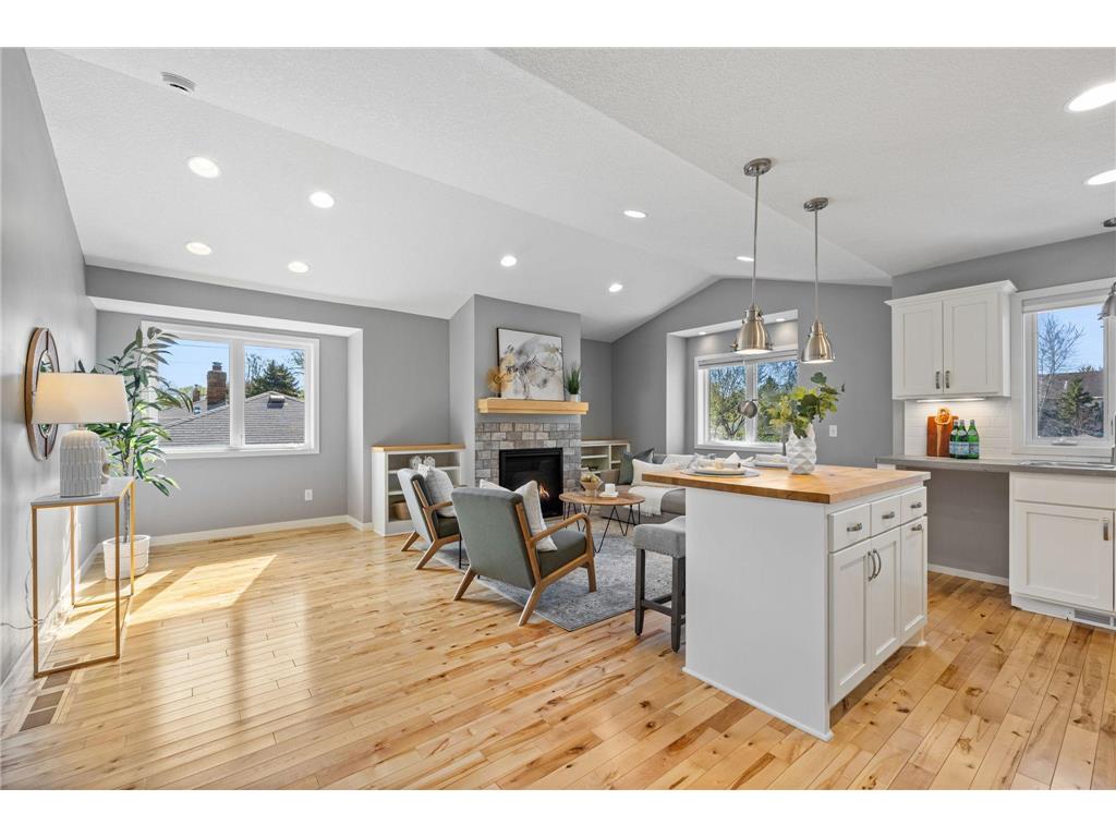 319 Bellwood Avenue Maplewood MN 55117 7063830 image19