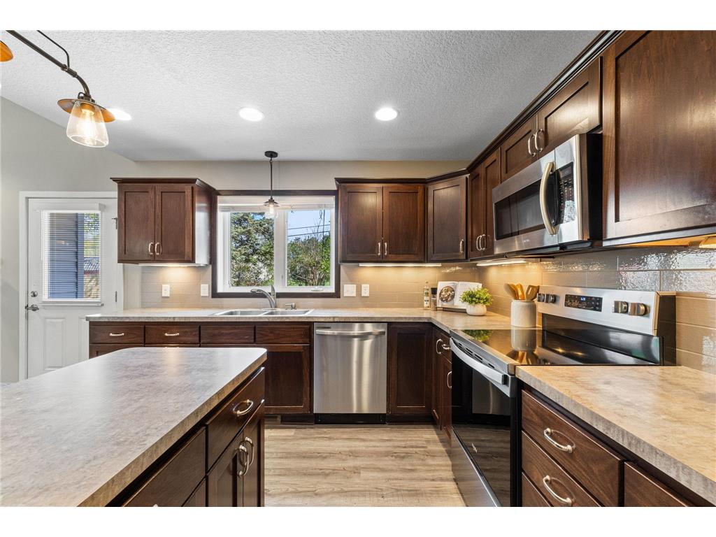 319 Bellwood Avenue Maplewood MN 55117 7063830 image8