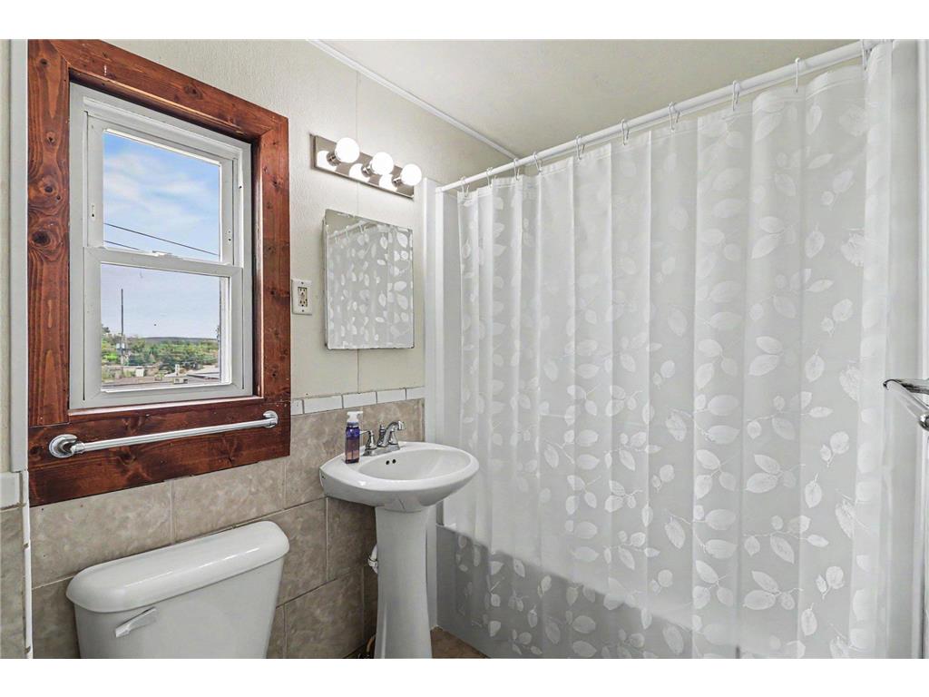 319 Buchanan Street Red Wing MN 55066 7079080 image15