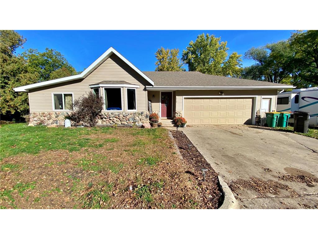 319 Division Street W, New Richland, MN, 56072 MLS 6449905 Edina