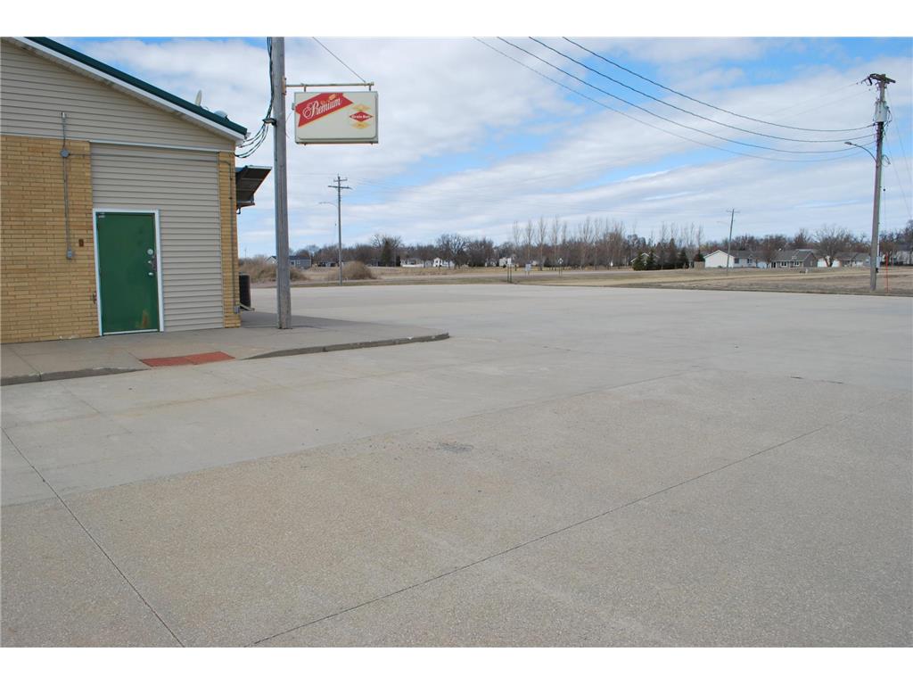 319 Dugan Street S Welcome MN 56181 7016229 image7