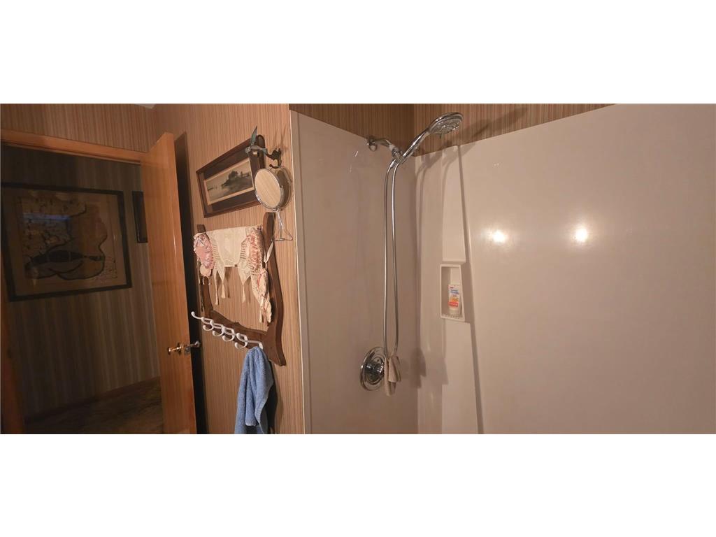 319 Glenn Road Albert Lea MN 56007 6825745 image12