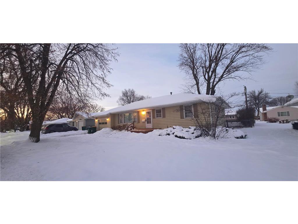 319 Glenn Road Albert Lea MN 56007 6825745 image5