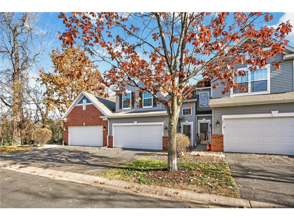 319 Heritage Trail Circle Pines MN 55014 6818673 image2