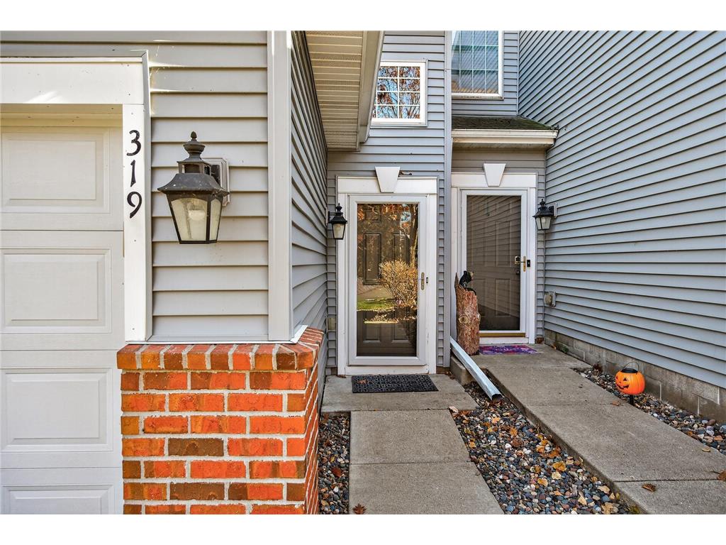 319 Heritage Trail Circle Pines MN 55014 6818673 image4