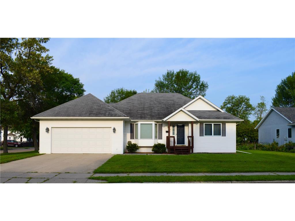319 Kendall Avenue S Thief River Falls MN 56701 6568488 image1