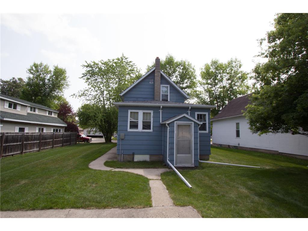 319 Knight Avenue S Thief River Falls MN 56701 6419867 image1