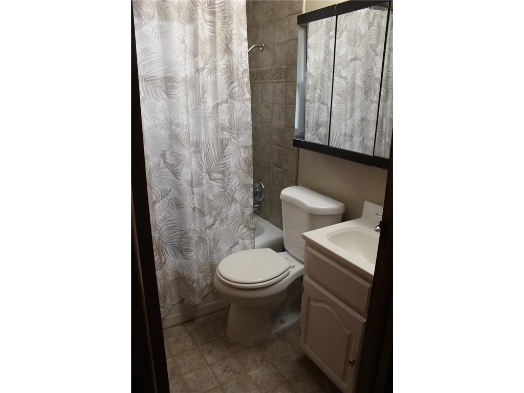 319 W Douglas Avenue Fergus Falls MN 56537 7114353 image11