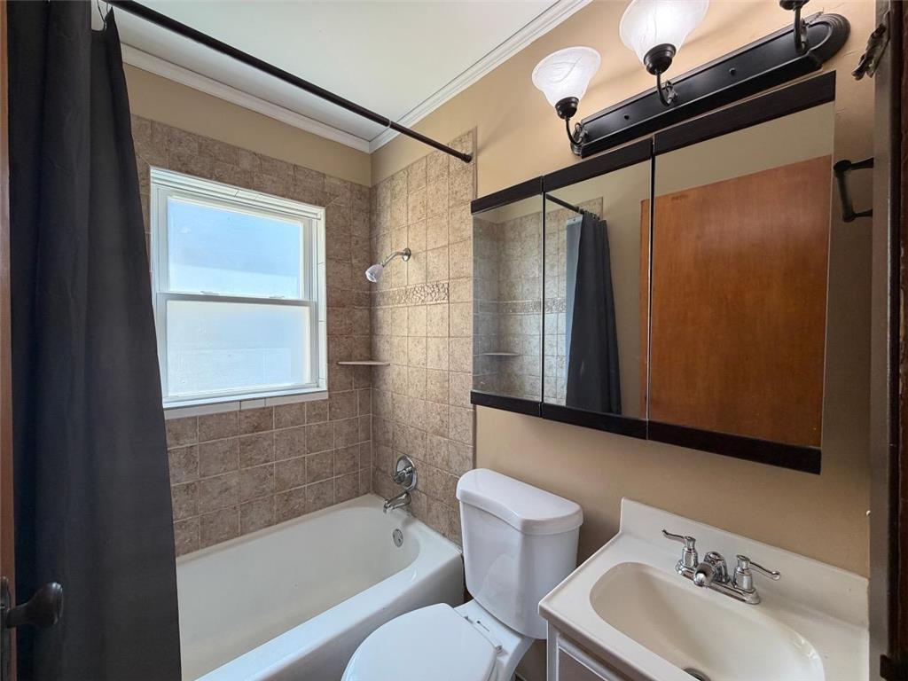 319 W Douglas Avenue Fergus Falls MN 56537 7114353 image12