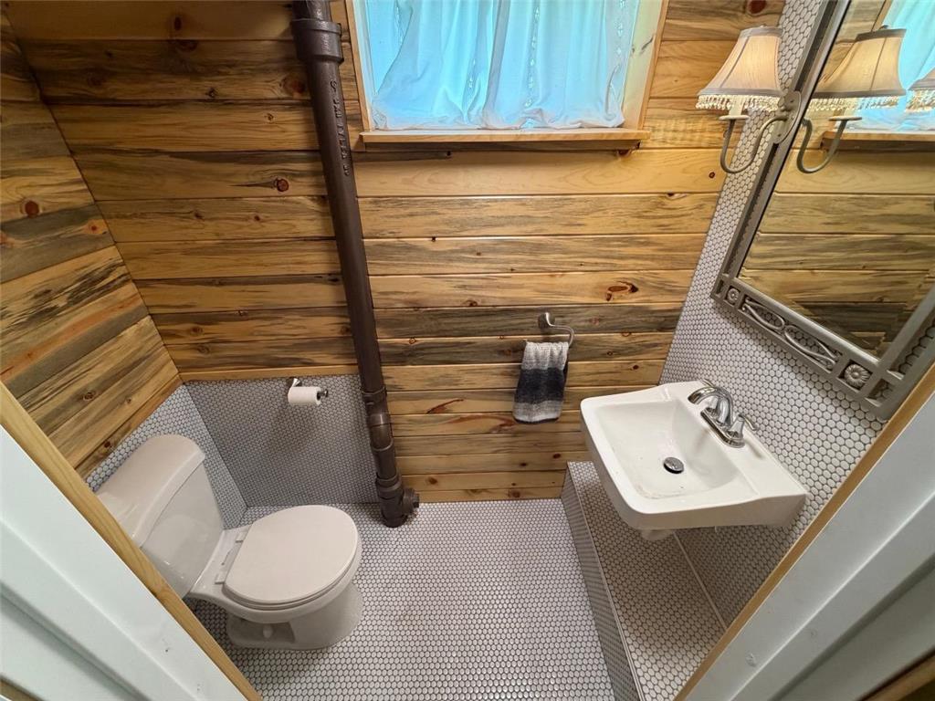 319 W Douglas Avenue Fergus Falls MN 56537 7114353 image19
