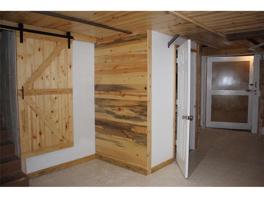 319 W Douglas Avenue Fergus Falls MN 56537 7114353 image23