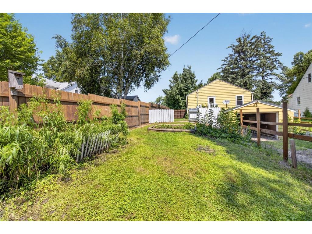 319 W Douglas Avenue Fergus Falls MN 56537 7114353 image32