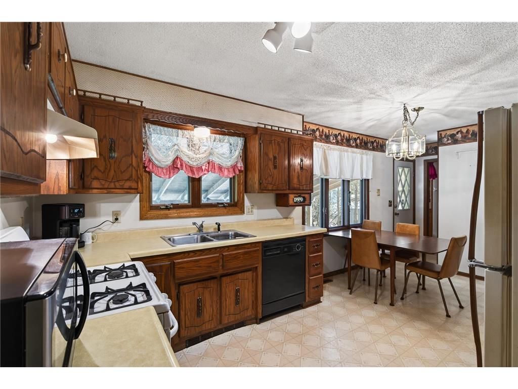 31931 Lily Street NW Cambridge MN 55008 7064664 image14