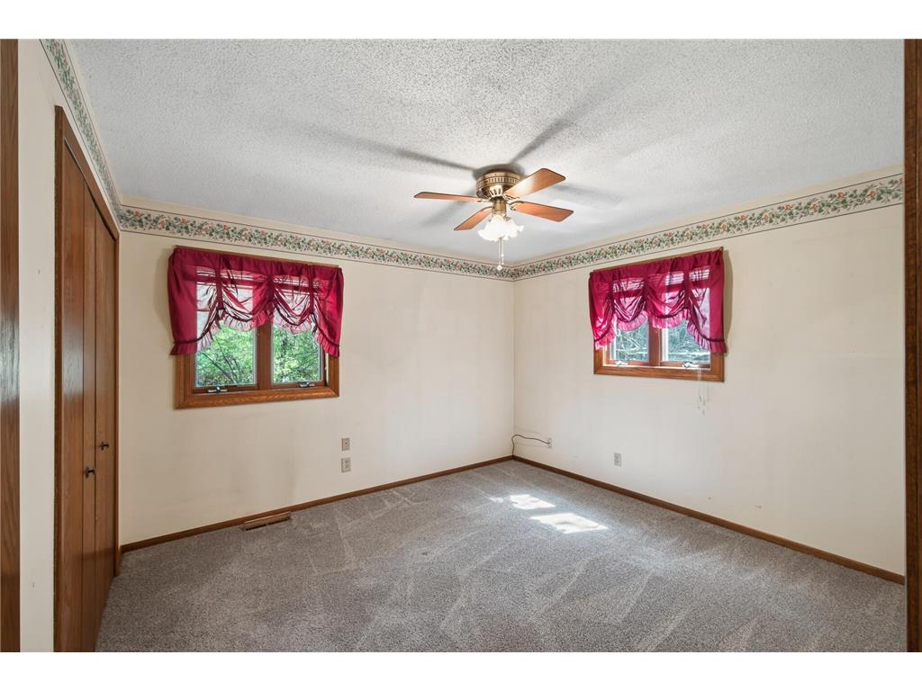 31931 Lily Street NW Cambridge MN 55008 7064664 image18