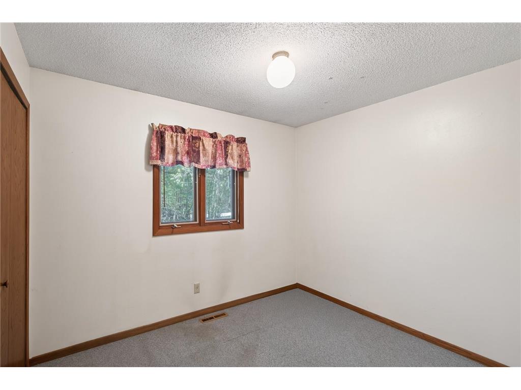 31931 Lily Street NW Cambridge MN 55008 7064664 image19