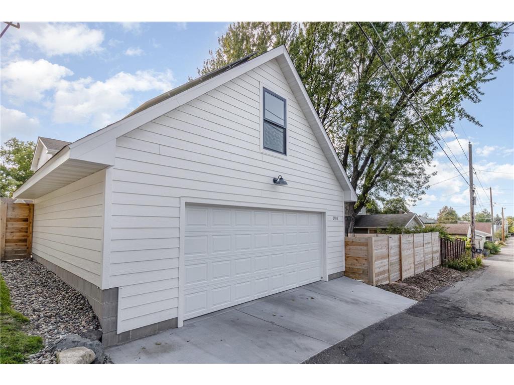 31X Stonebridge Boulevard Saint Paul MN 55105 6803656 image16