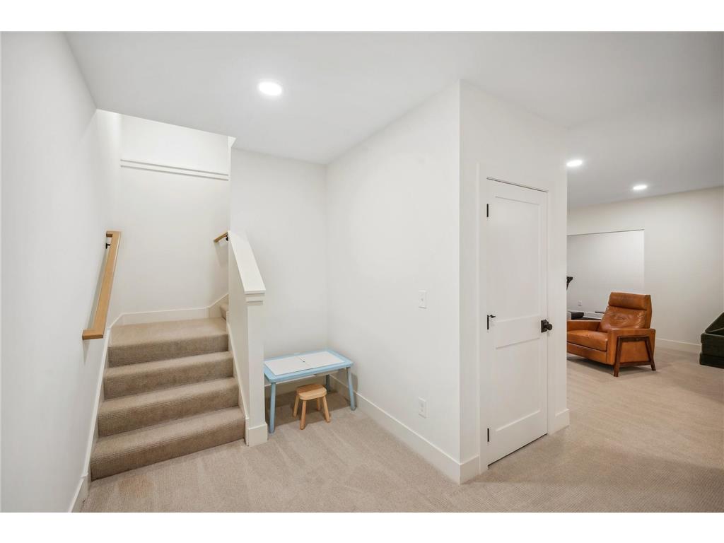 31X Stonebridge Boulevard Saint Paul MN 55105 6803656 image47