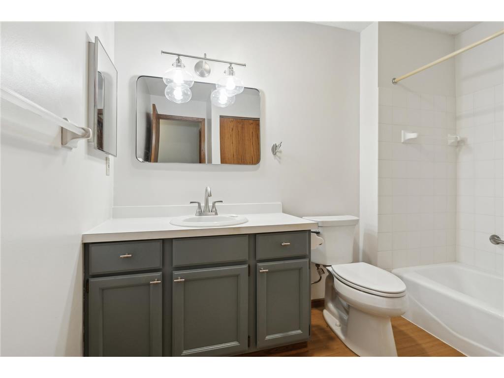 32 11th Avenue S #303 Hopkins MN 55343 7009094 image13