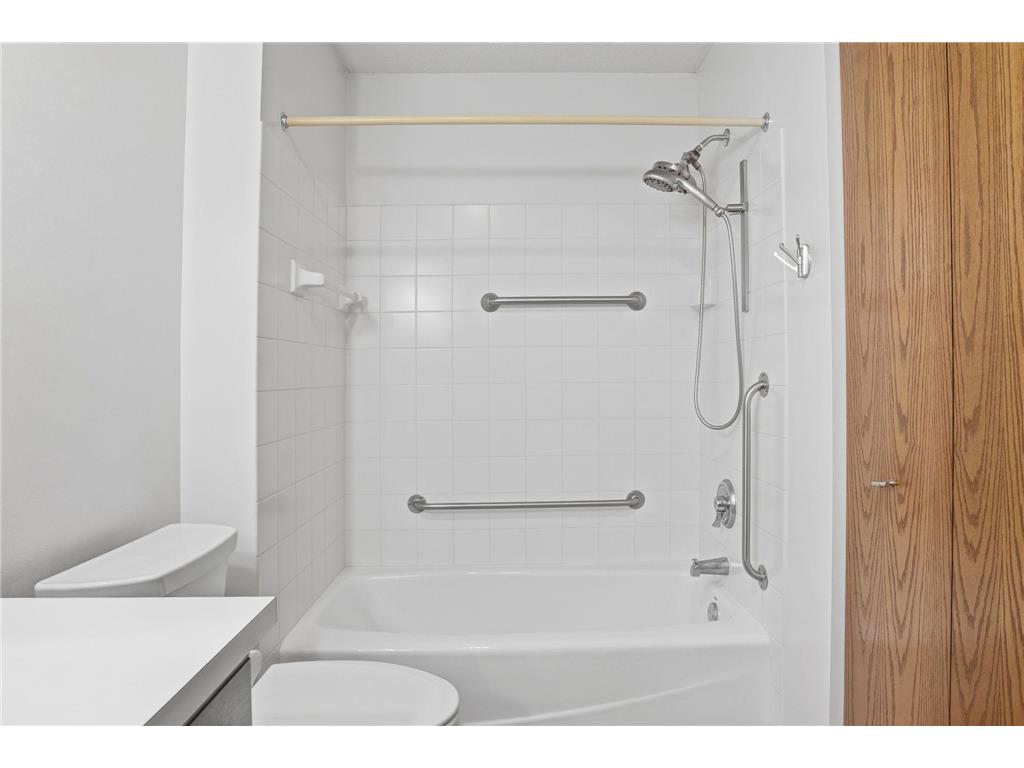 32 11th Avenue S #303 Hopkins MN 55343 7072562 image13