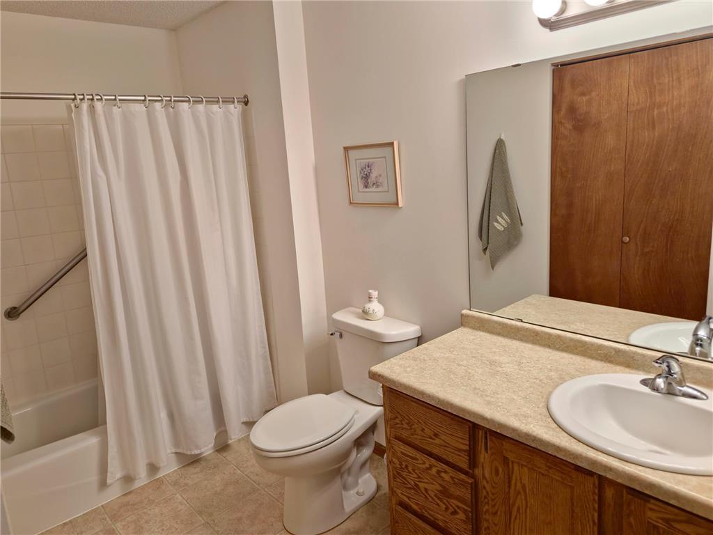 32 11th Avenue S #305 Hopkins MN 55343 6701647 image15