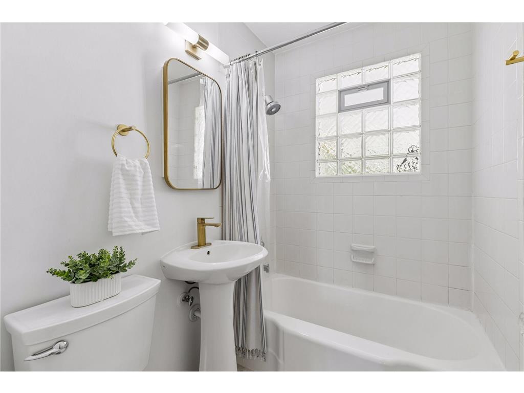 32 17th Avenue S Hopkins MN 55343 7062325 image14