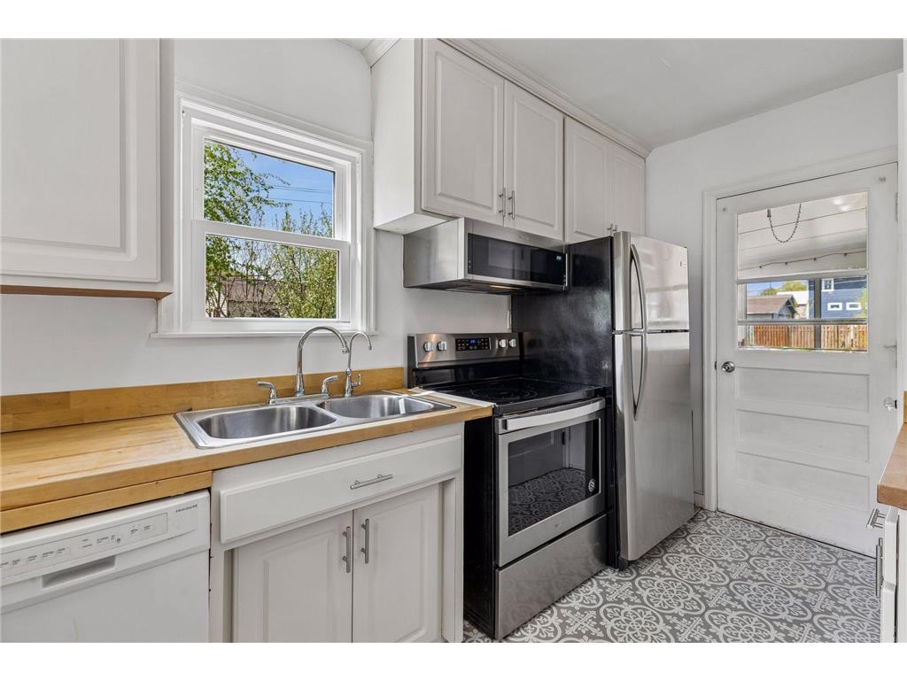32 17th Avenue S Hopkins MN 55343 7062325 image9