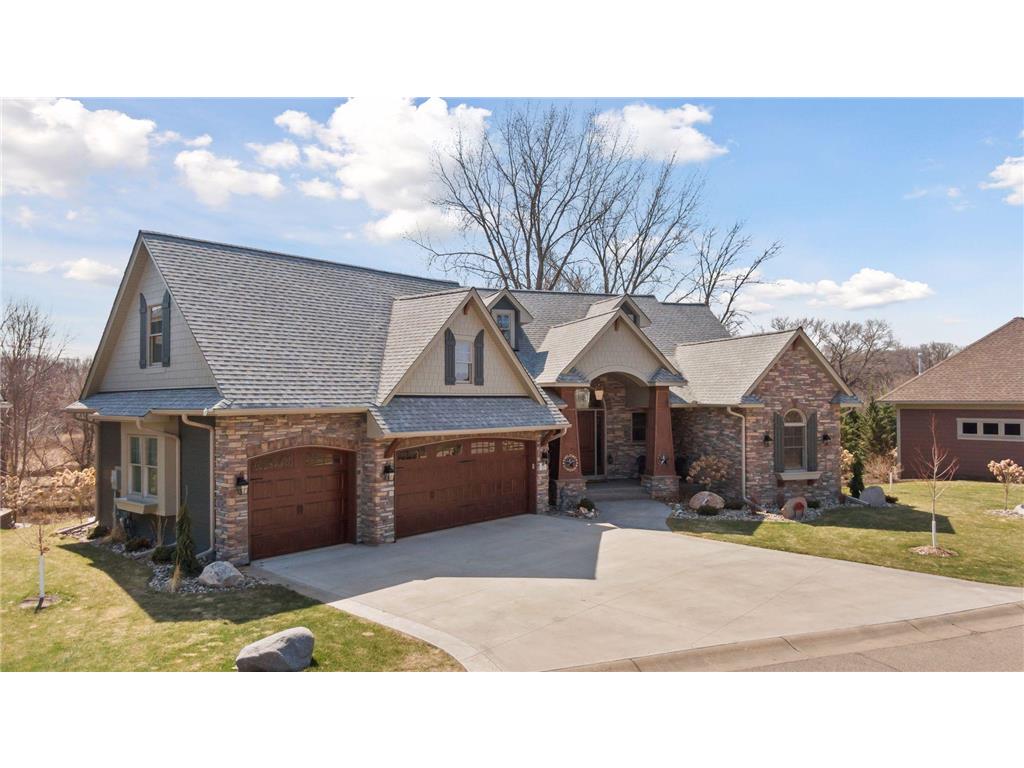 32 Crescent Lane, North Oaks, MN 55127 MLS 6189705 Edina Realty