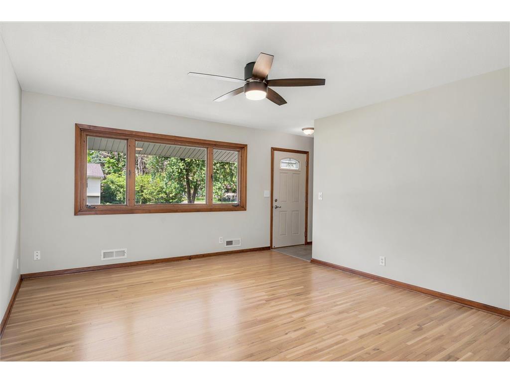 320 113th Avenue NE Blaine MN 55434 7081915 image12
