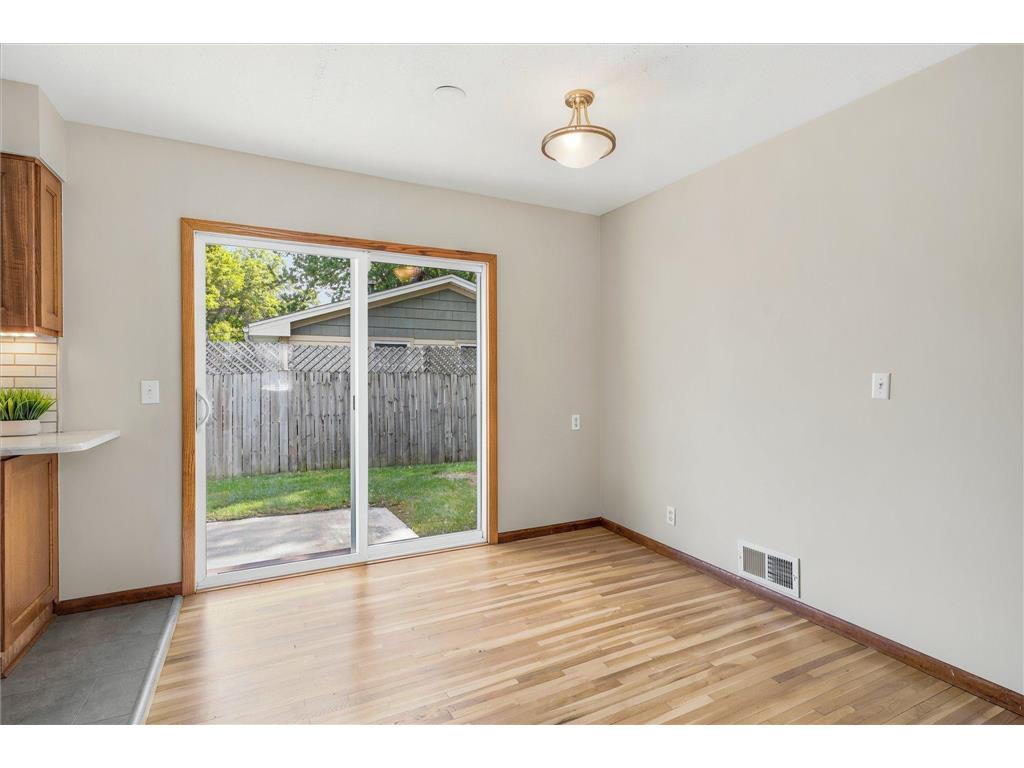 320 113th Avenue NE Blaine MN 55434 7081915 image16