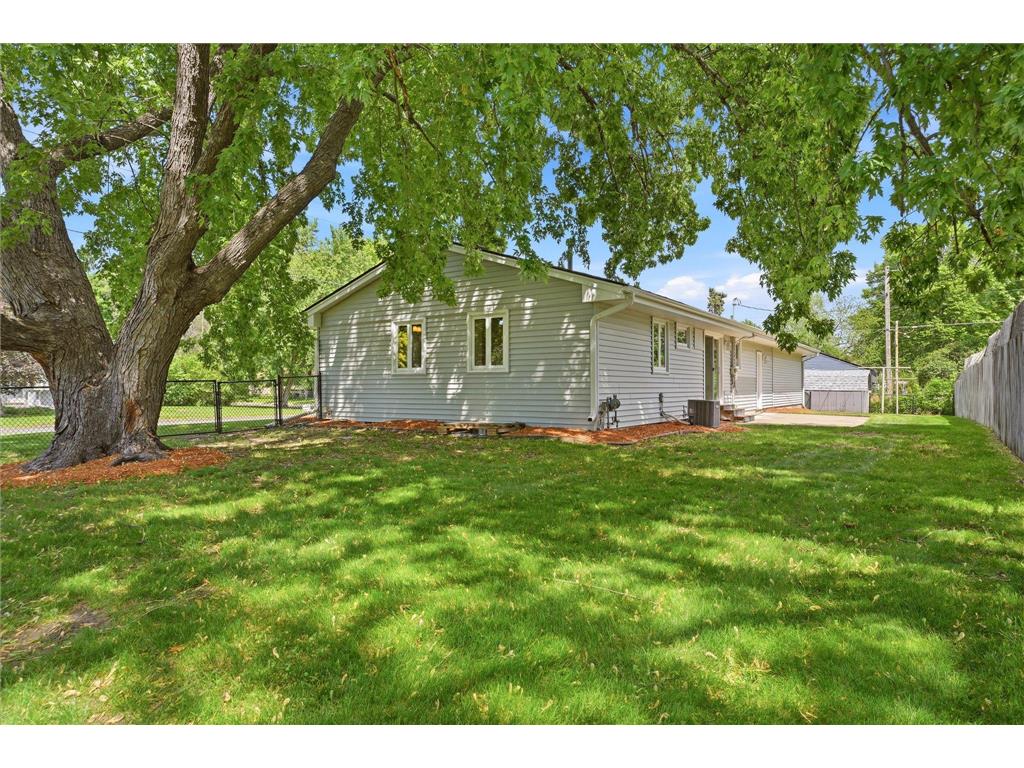 320 113th Avenue NE Blaine MN 55434 7081915 image5