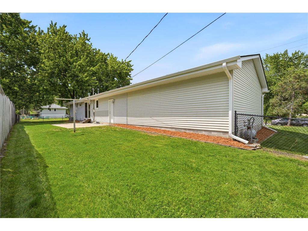 320 113th Avenue NE Blaine MN 55434 7081915 image7