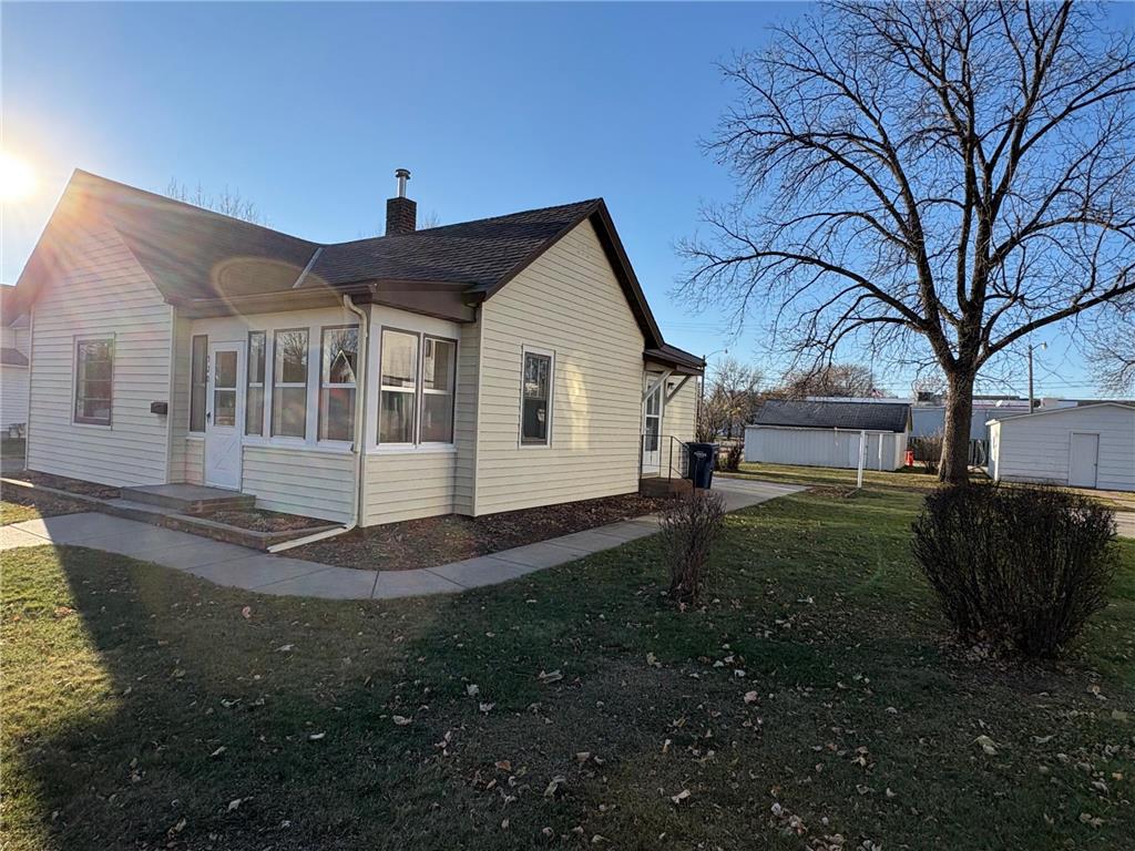 320 13th Street S Benson MN 56215 6821214 image2