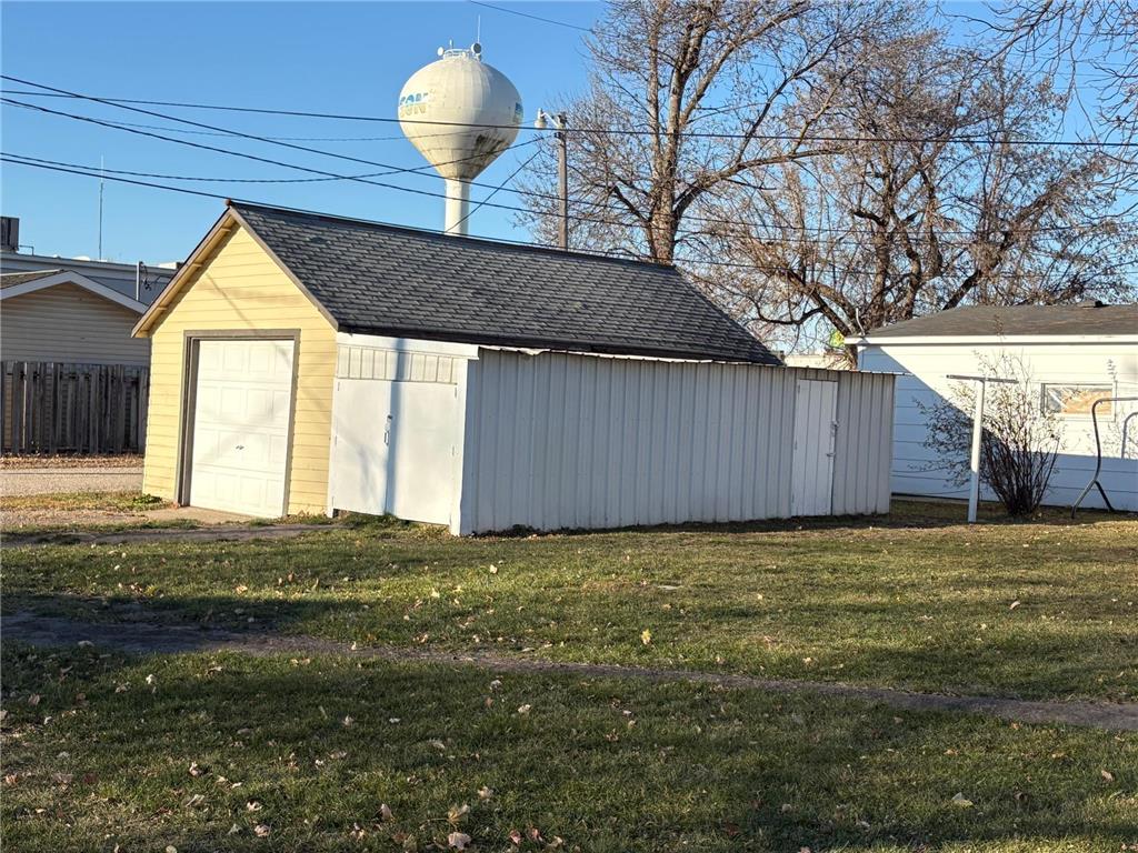 320 13th Street S Benson MN 56215 6821214 image4