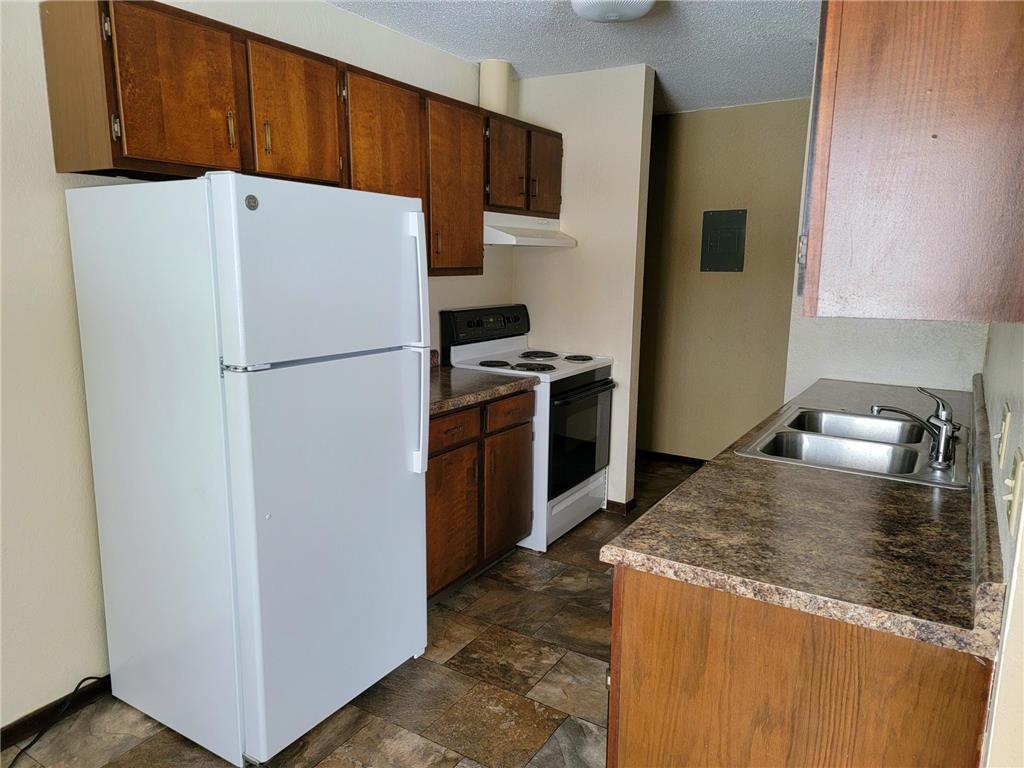 320 1st Street #1 Clinton MN 56225 6686318 image4