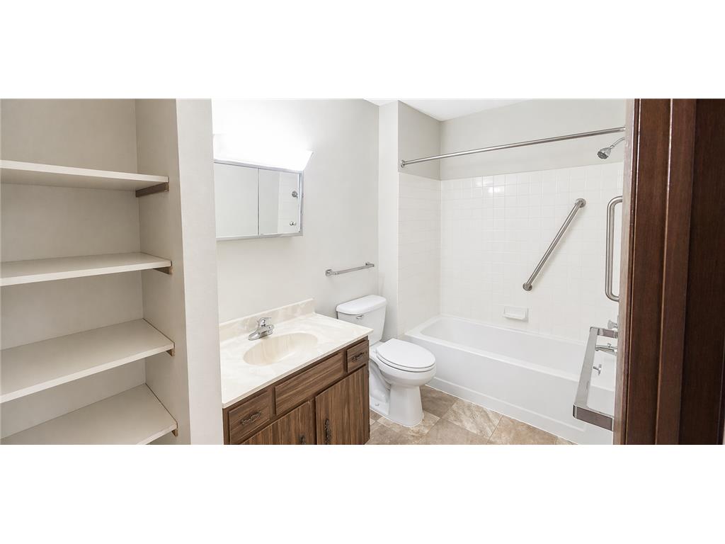 320 1st Street #1 Clinton MN 56225 7054765 image10