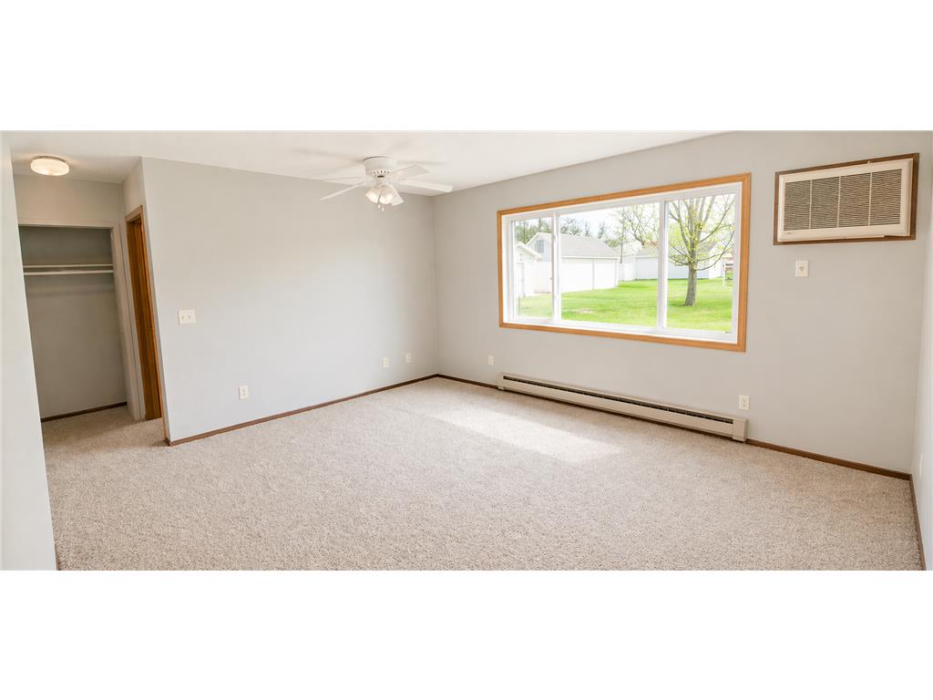 320 1st Street #1 Clinton MN 56225 7054765 image7