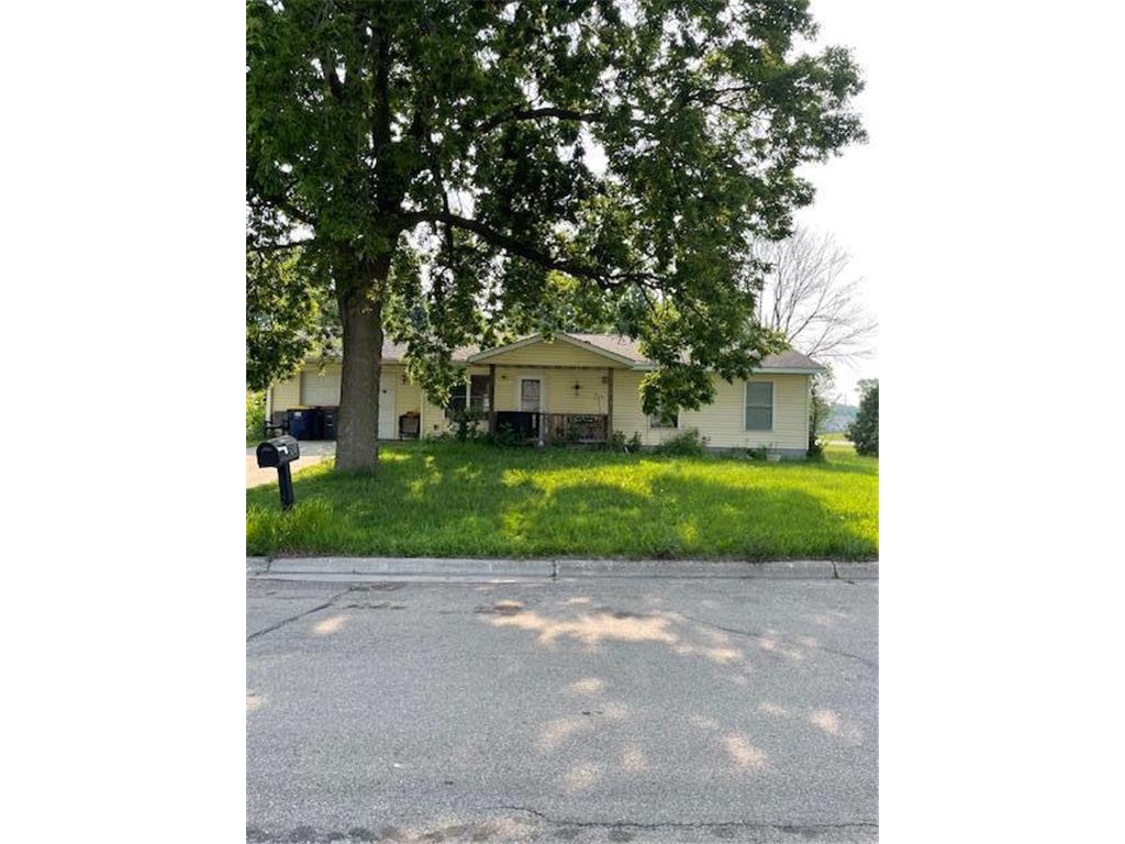 320 20th Street NW Faribault MN 55021 6746988 image1