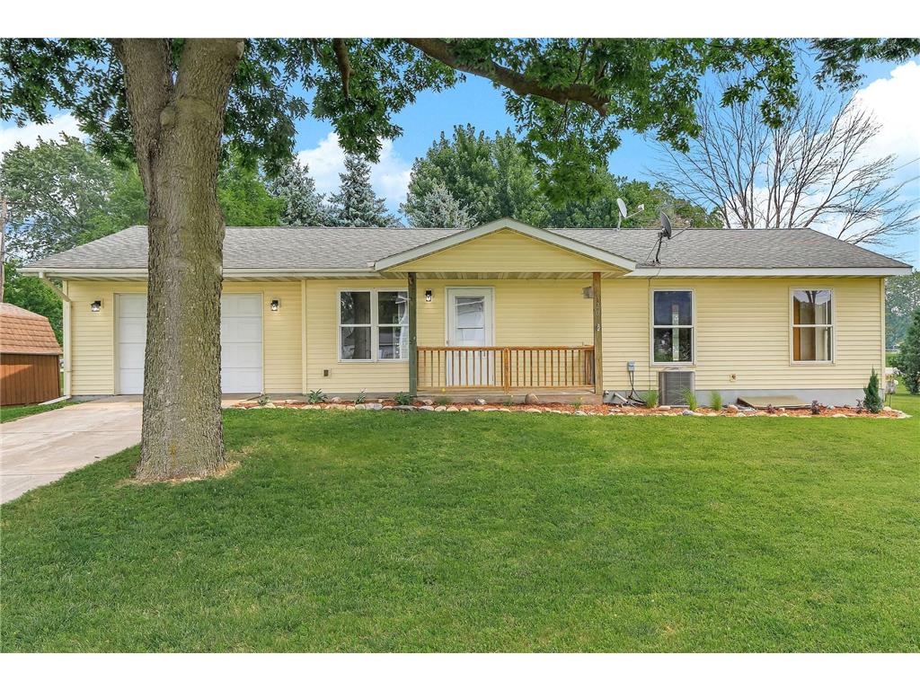 320 20th Street NW Faribault MN 55021 6770910 image1