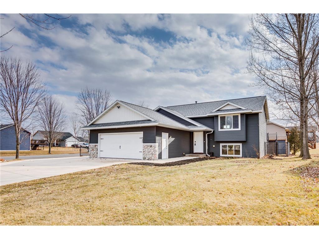 320 Bluebill Street Baldwin WI 54002 6498155 image1