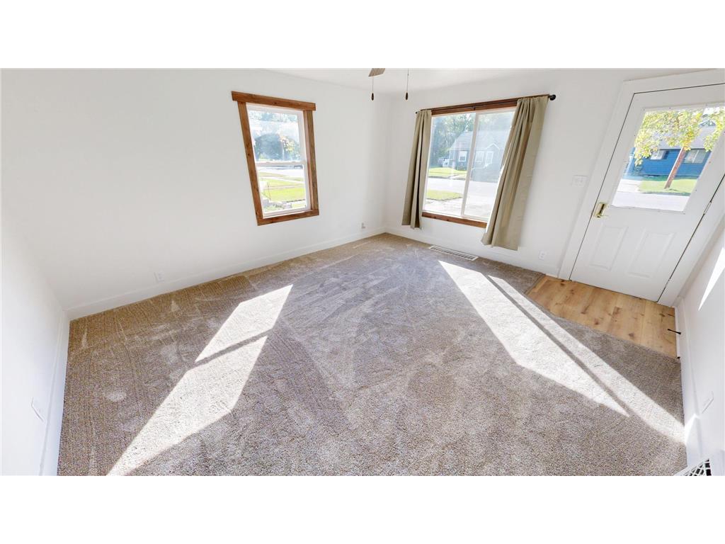 320 Dupont Avenue NW Renville MN 56284 6799642 image13