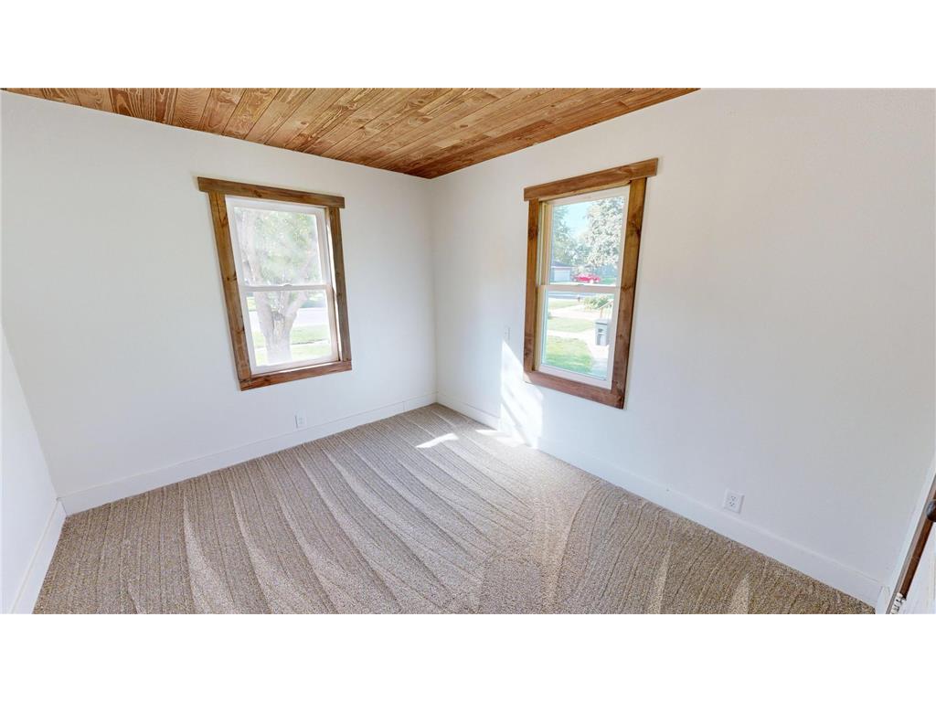 320 Dupont Avenue NW Renville MN 56284 6799642 image14